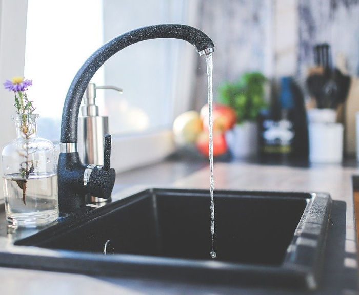 Brzydkie zapachy w kuchni – jak się ich pozbyć?